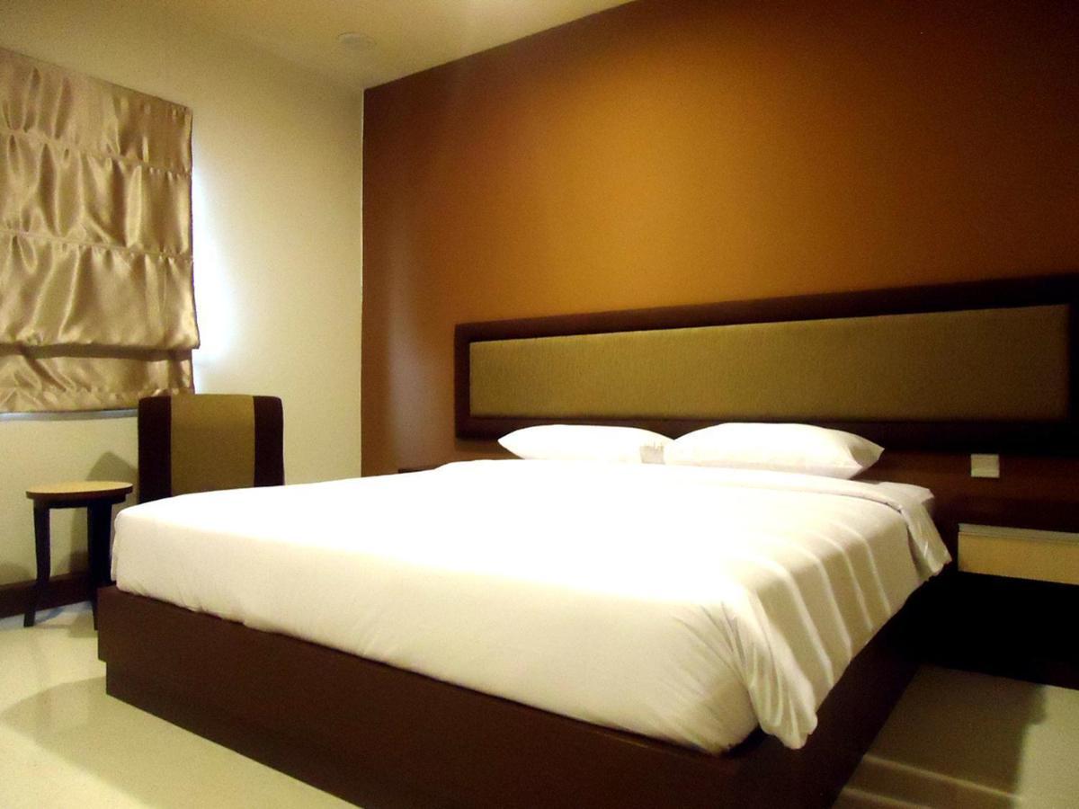 Hotel Olive Тангеранг Экстерьер фото
