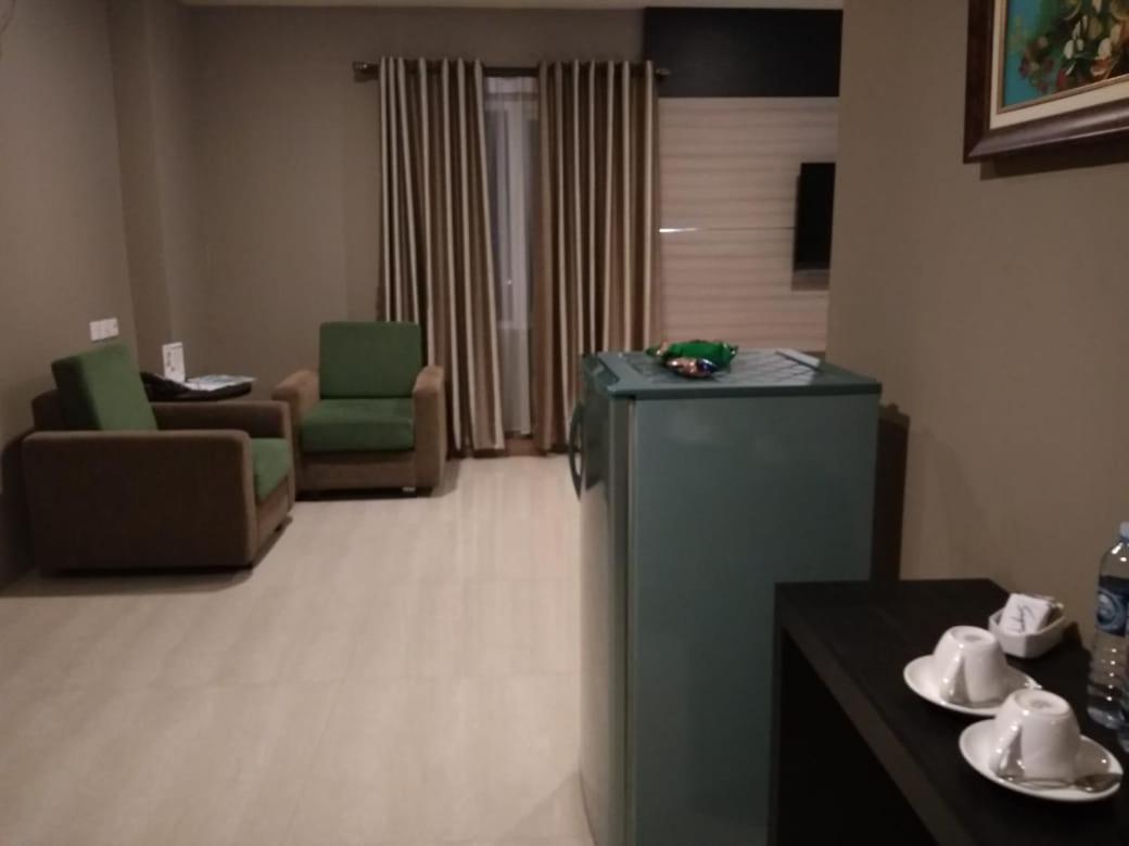 Hotel Olive Тангеранг Номер фото