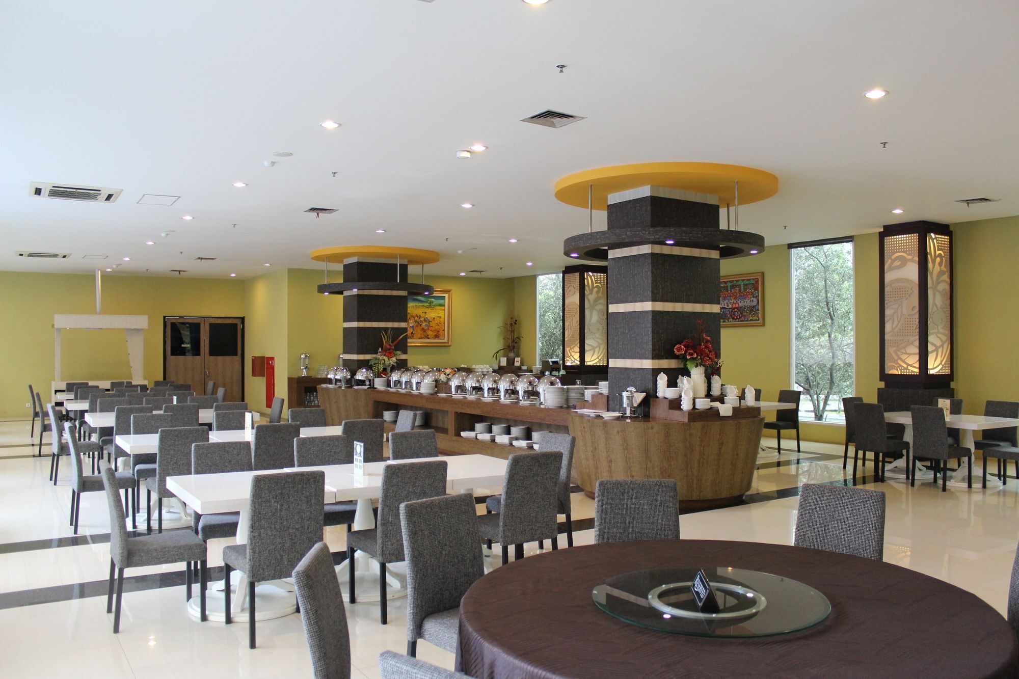 Hotel Olive Тангеранг Экстерьер фото
