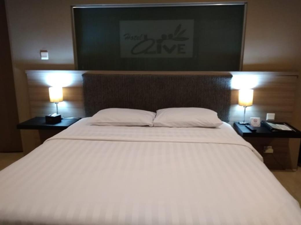 Hotel Olive Тангеранг Экстерьер фото